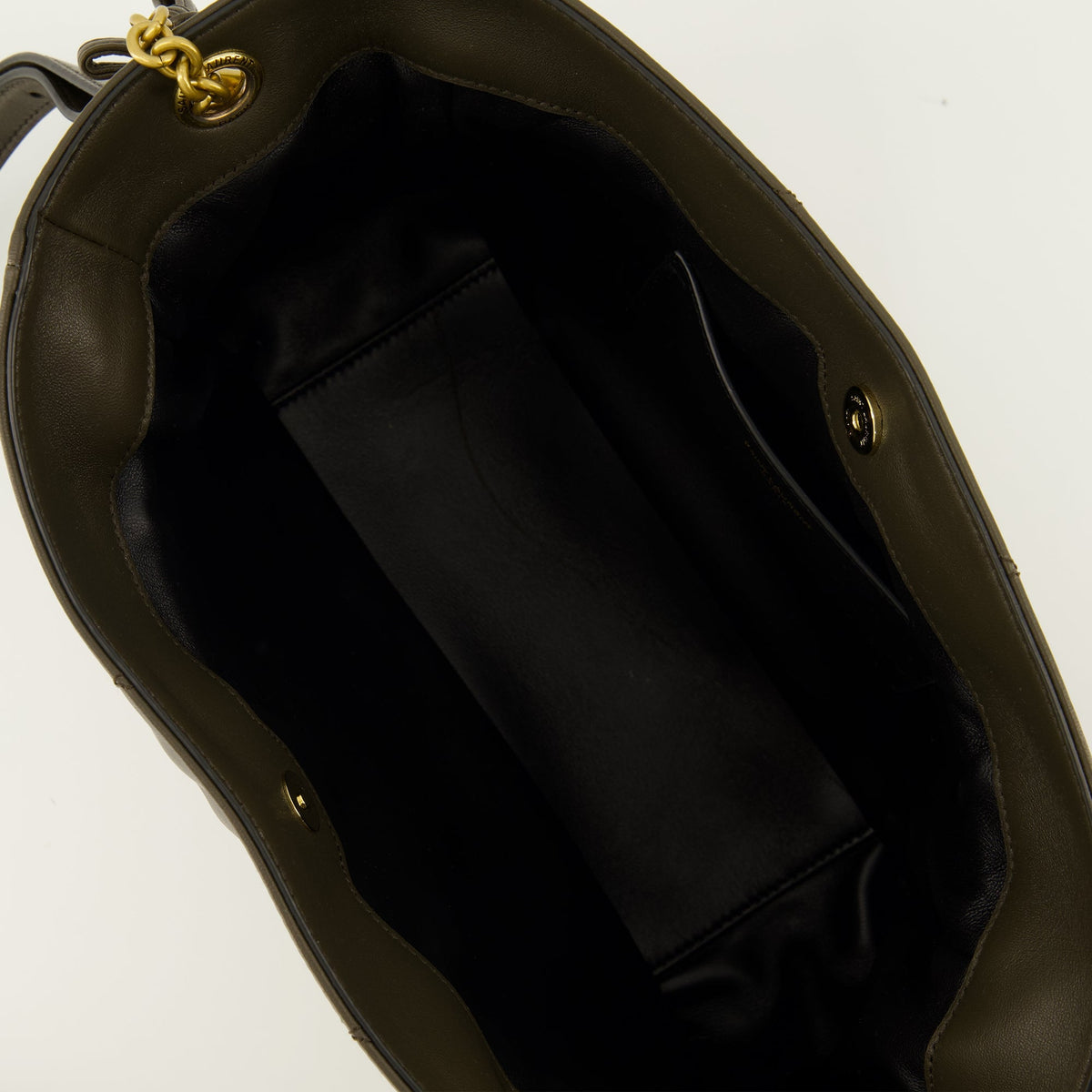 Jamie Shoulder Pouch aus khakifarbenem Leder