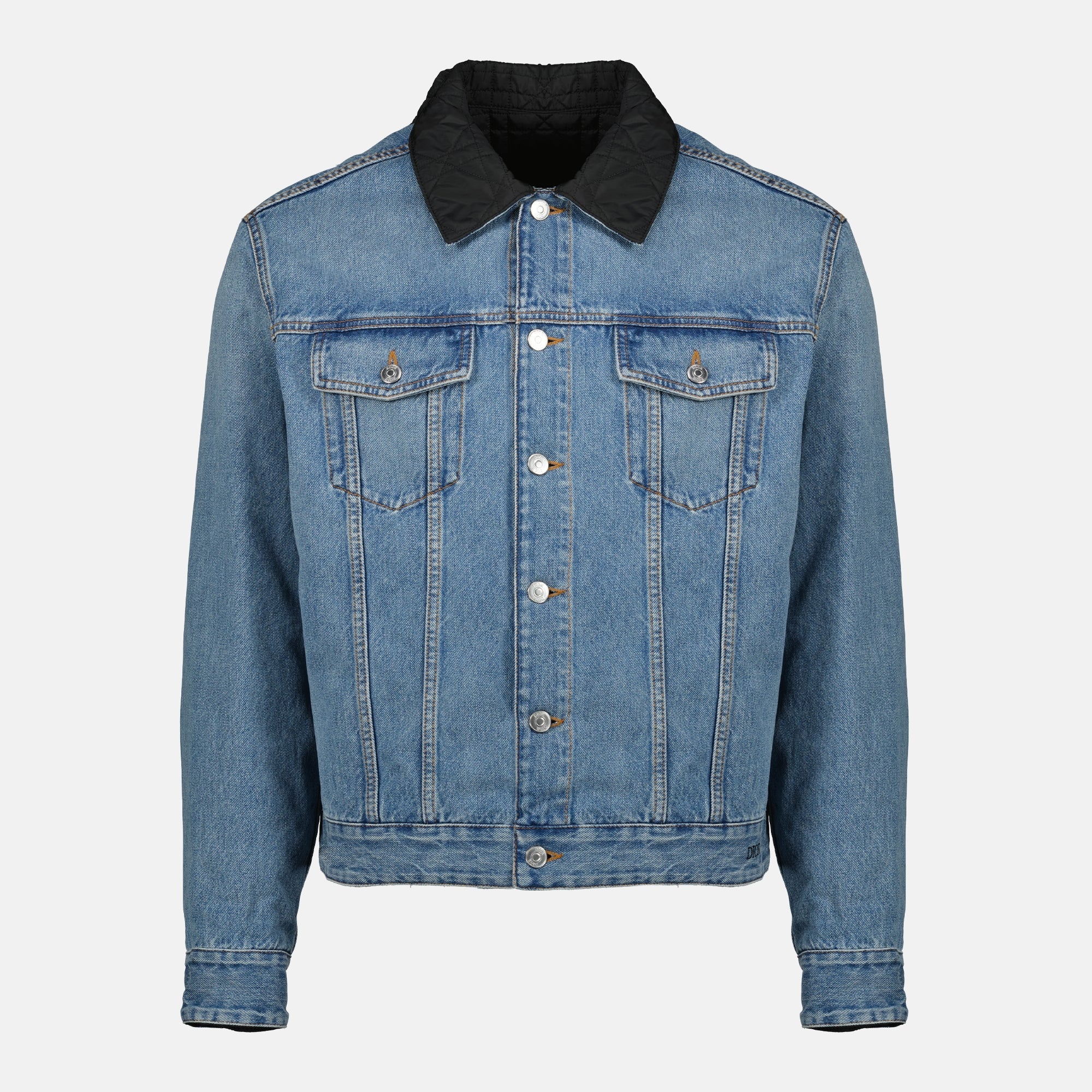 Imagen de la chaqueta de mezclilla Cannage reversible de Dior para hombres - Temporada Primavera-Verano 2026 - Vista frontal