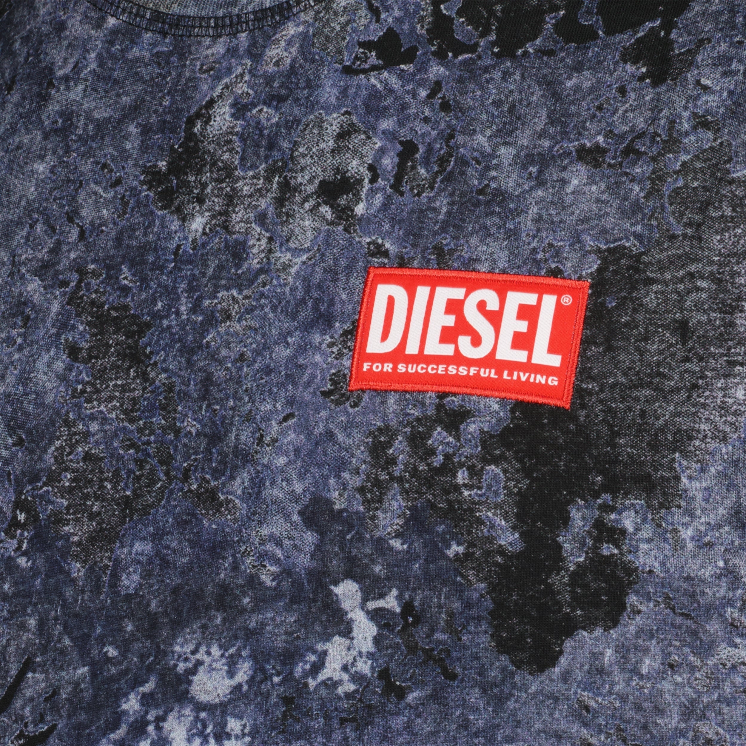 Image of Marbled Blue T-Boxt-R12 Tee by Diesel for Men - Season Spring-Summer 2025 - Product detail view 2