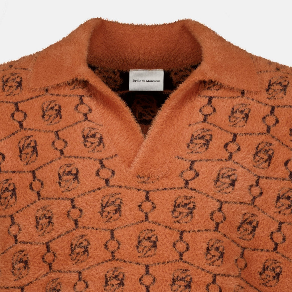 Brun ullpolo med monogram