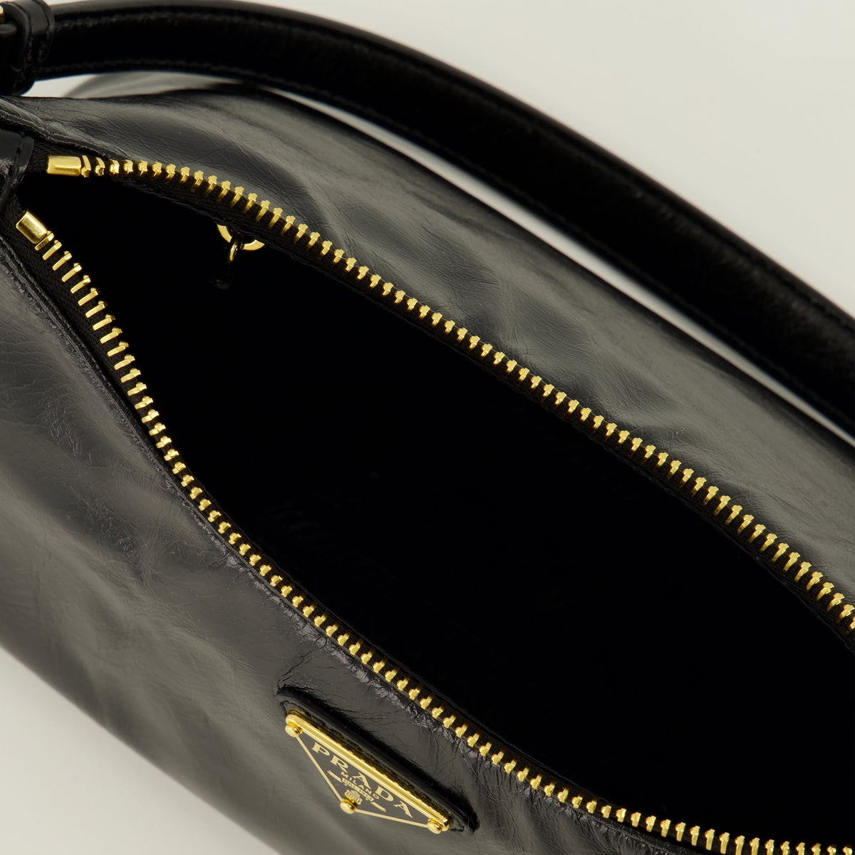 Schwarze Mini-Tasche aus Leder
