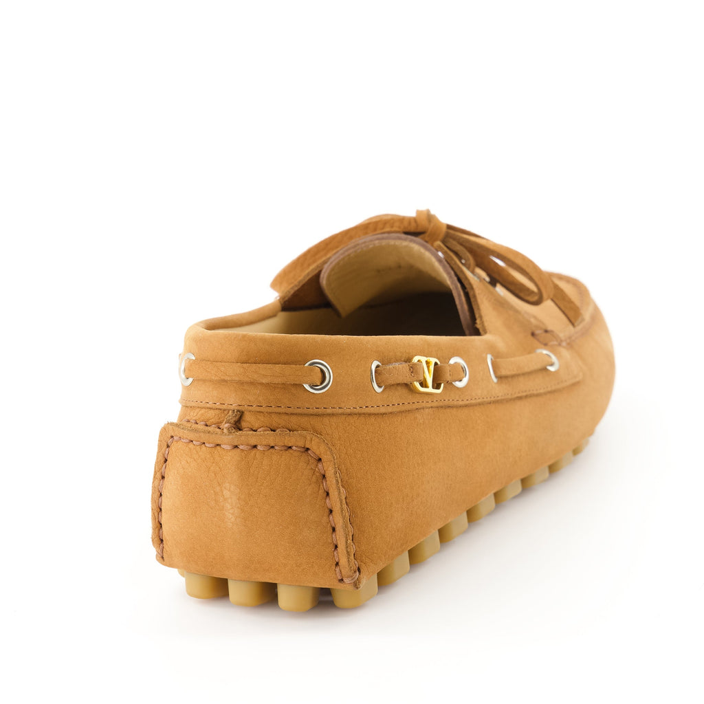 driver moccasins, VLogo Signature, buffalo leather shoes, brown moccasins, rubber sole footwear