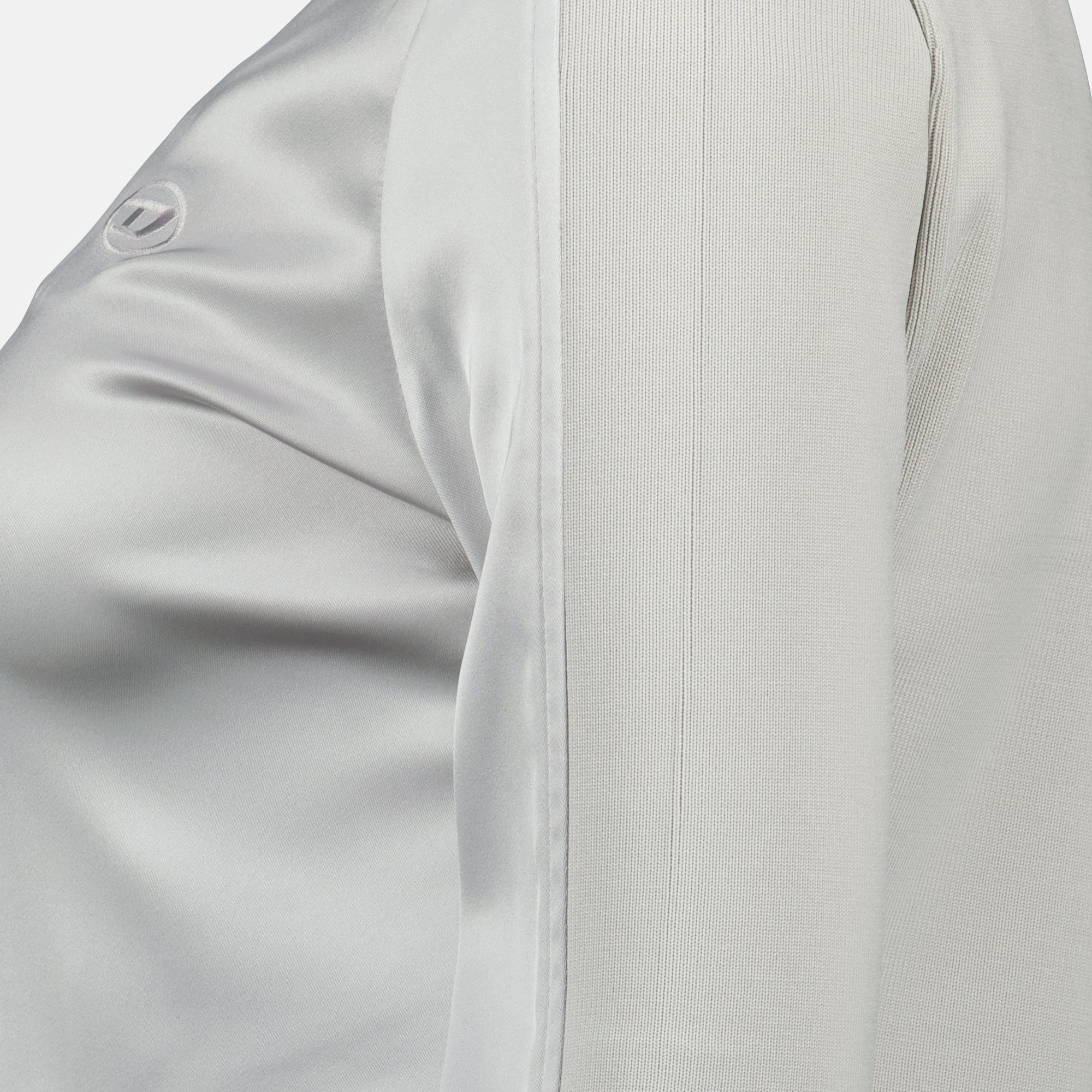 サテンストレッチボンバージャケット