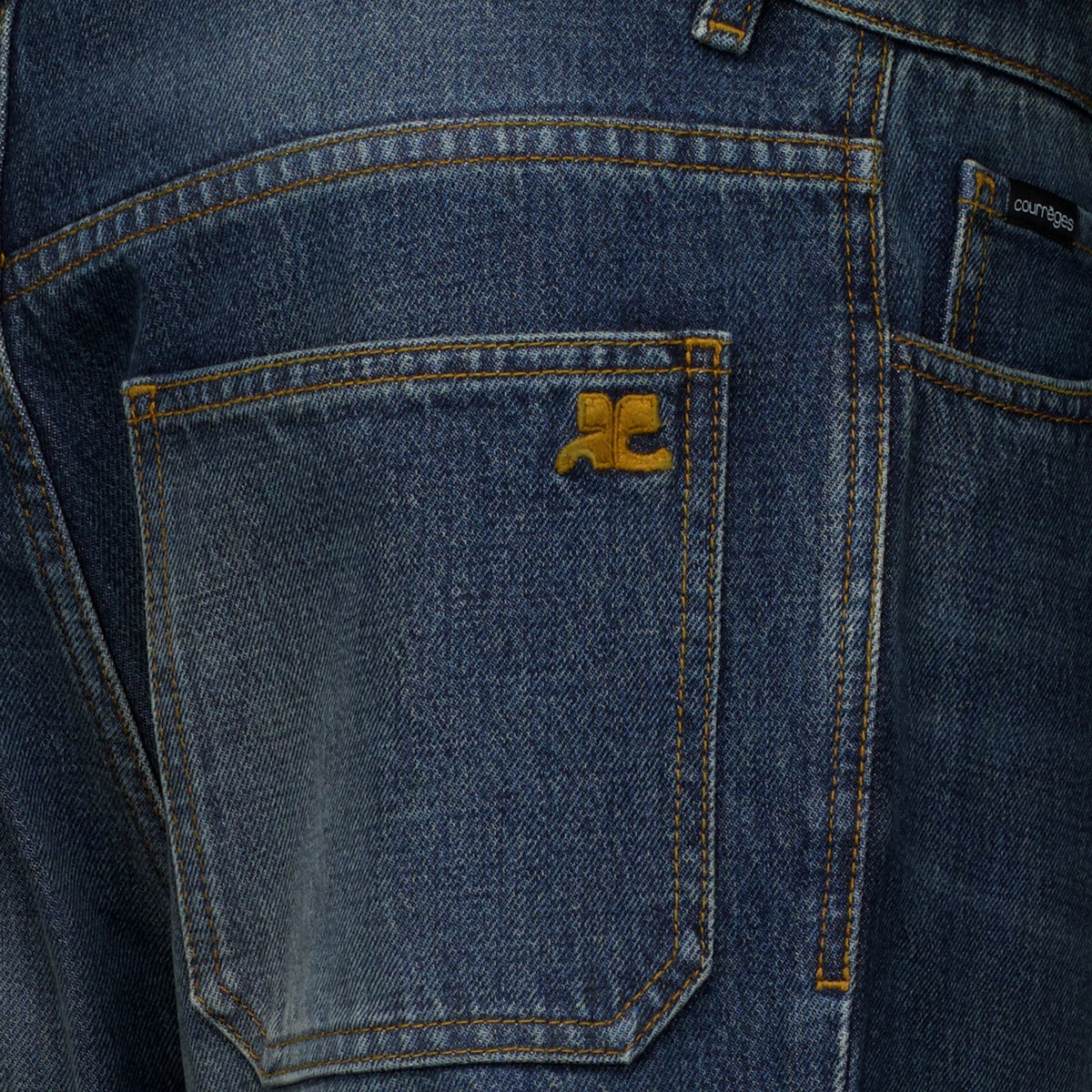 Vaqueros rectos azul lavado