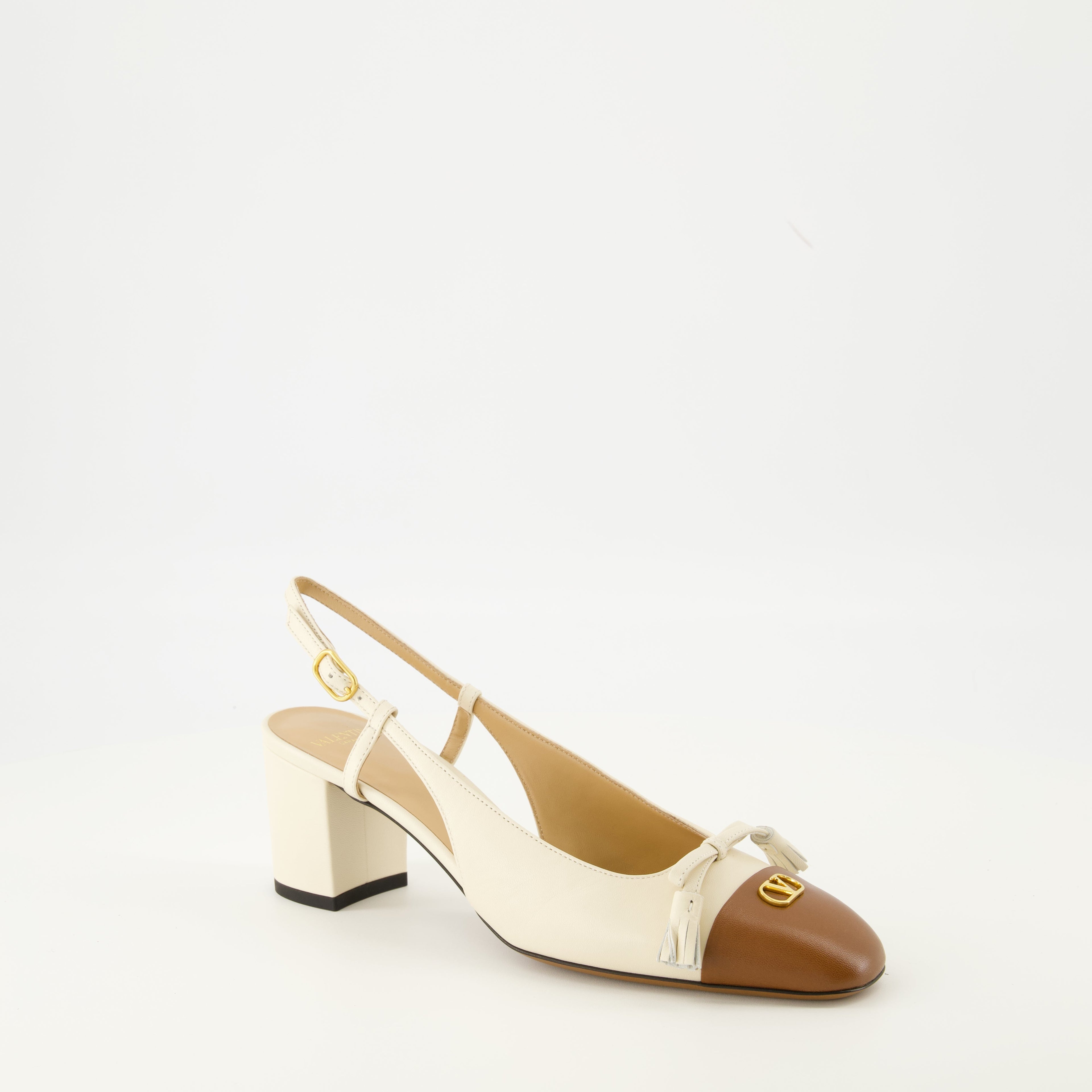 Valet du Roi heels, Valentino shoes, beige leather heels, adjustable ankle strap, VLogo signature