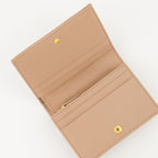 Image of Quiltie 67 Pink Wallet by Valentino Garavani for Women - Season Autumn-Winter 2025 - Detail View 1