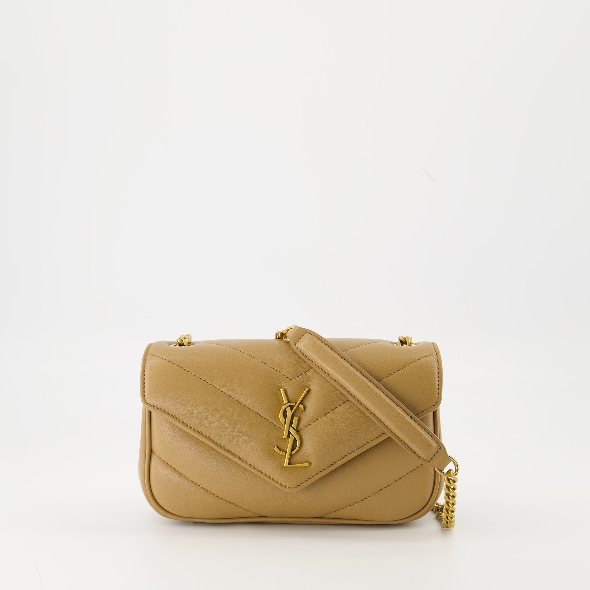 Imagen del Sac Loulou Mini Beige de Saint Laurent para Mujeres - Temporada Otoño-Invierno 2025 - Vista Frontal