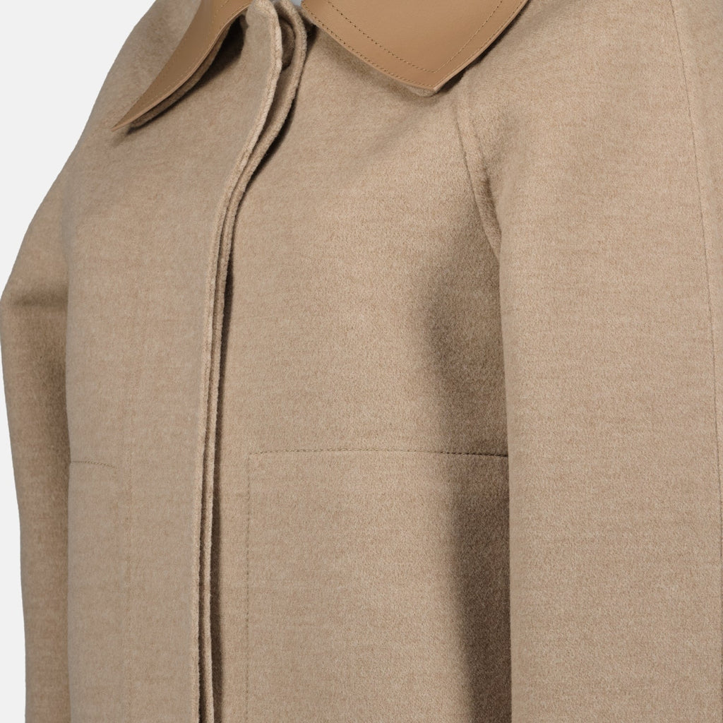beige wool blouson, Fall-Winter 2024, wool and silk blend, classic collar, elegant layering