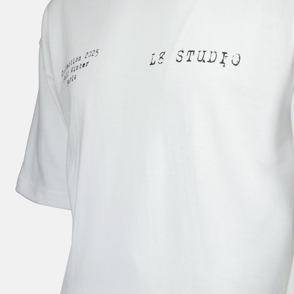 white t-shirt, L8 Studio, oversized fit, cotton t-shirt, Spring-Summer collection