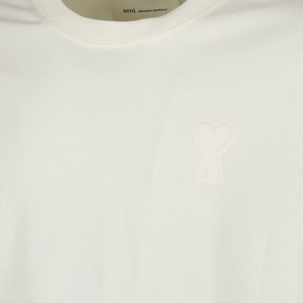 Imagem da T-shirt de algodão branco Ami Paris - Unisexo da Ami PARIS para Unisexo - Temporada Primavera-Verão 2026 - Detalhe Vista 1