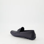 Image du Mocassin Odéon par Dior pour Hommes - Saison Printemps-Été 2025 - Vue arrière droite à trois quarts