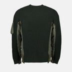Image d'un pull bimatière bleu et vert de Sacai pour homme - Saison automne-hiver 2024 - Vue de dos