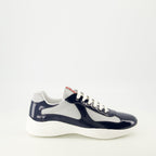 Image des baskets Prada America’s Cup - par Prada pour hommes - Saison Printemps-Été 2026 - Vue de côté droit