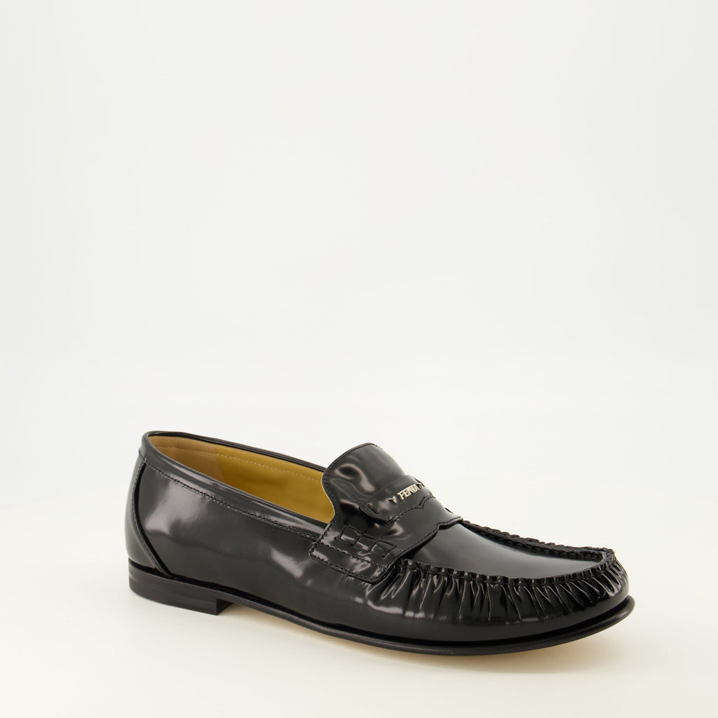 Scrunch leather loafers
