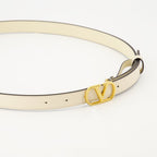 Image of VLogo White Belt by Valentino Garavani for Women - Season Autumn-Winter 2025 - Detail View 1