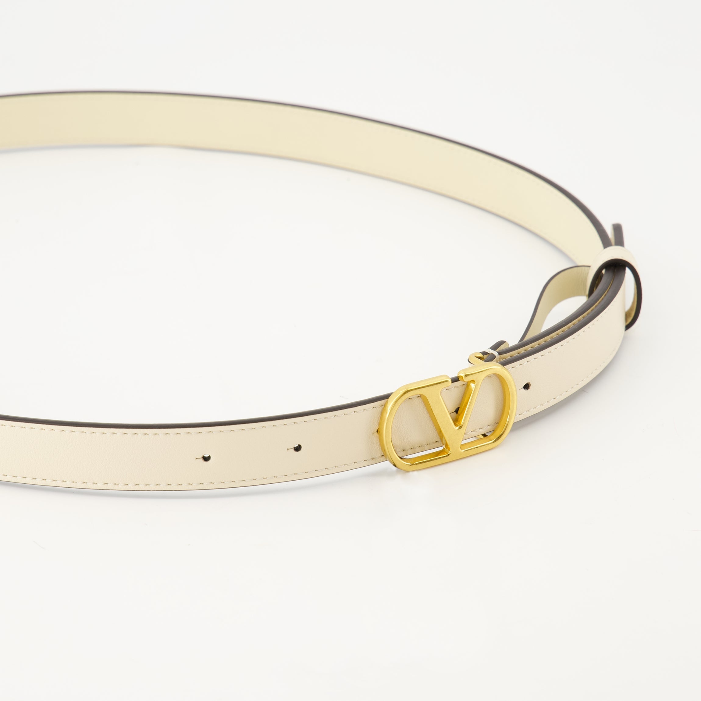 Valentino belt, VLogo belt, white leather belt, luxury accessories, fashion belt