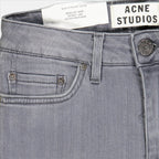 Image de pantalons en denim par Acne Jeans pour hommes - Saison Automne-Hiver 2013 - Détail 1
