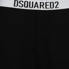 Dsquared2の男性用ロゴジョギングパンツの画像 - 2022年秋冬シーズン - モデルビュー1