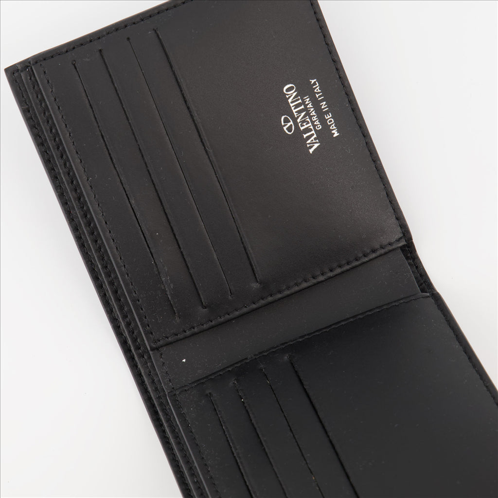 Valentino Garavani, leather wallet, luxury accessory, elegant wallet, VLTN