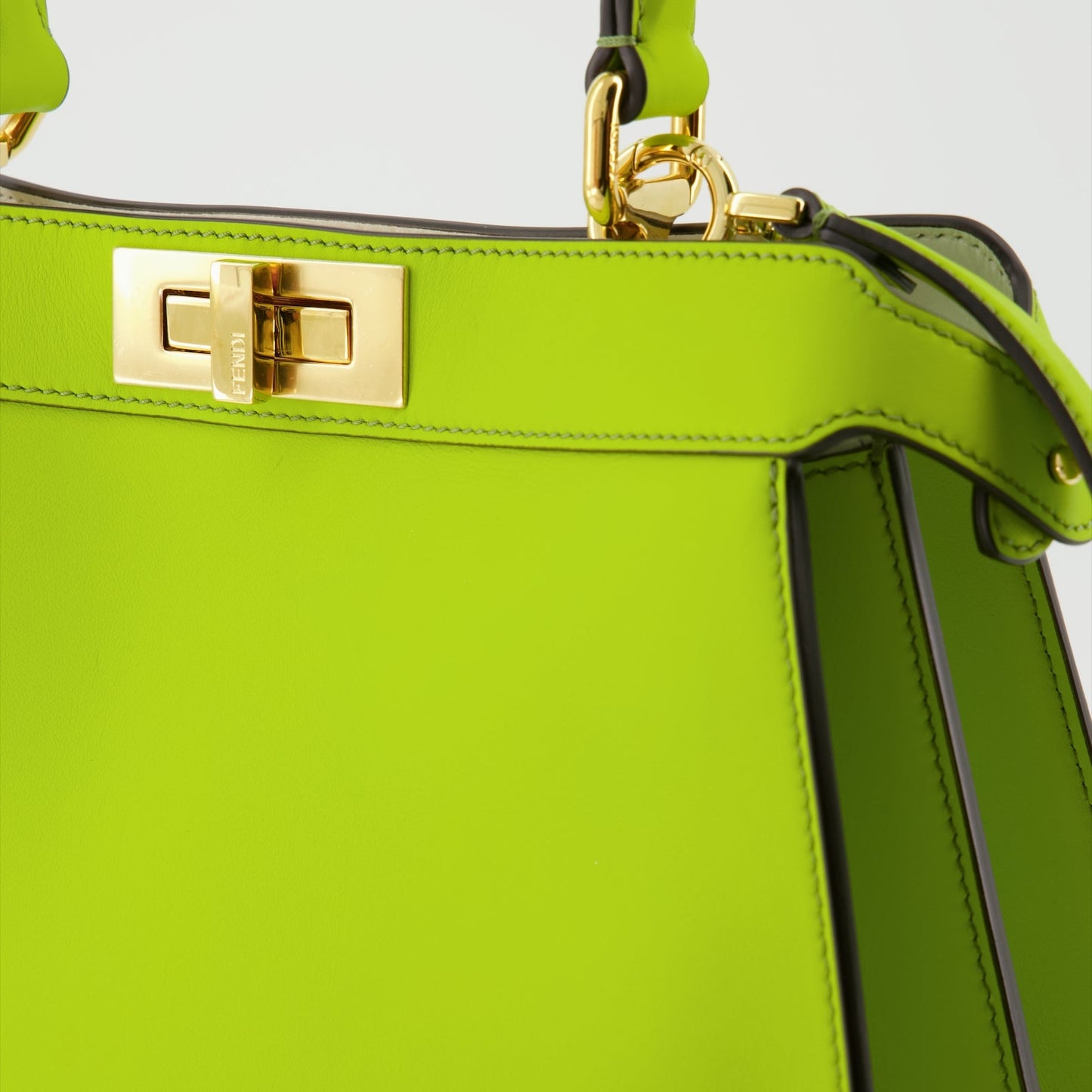 Fendi Peekaboo Bag, Luxury Leather Bag, Green Designer Bag, High-end Women’s Accessories, Fendi ISeeU