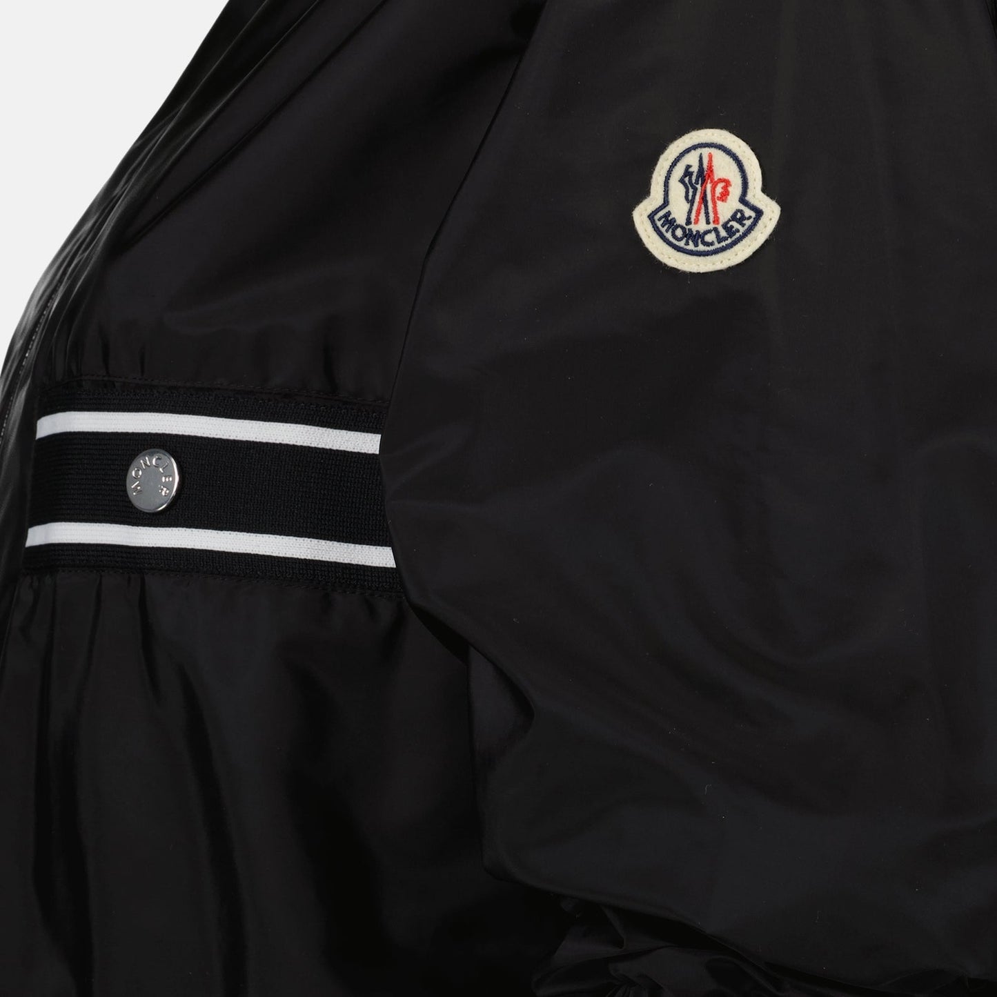 Moncler, Windbreaker Jacket, Women’s Luxury Outerwear, Designer Windbreaker, Fashionable Windbreaker