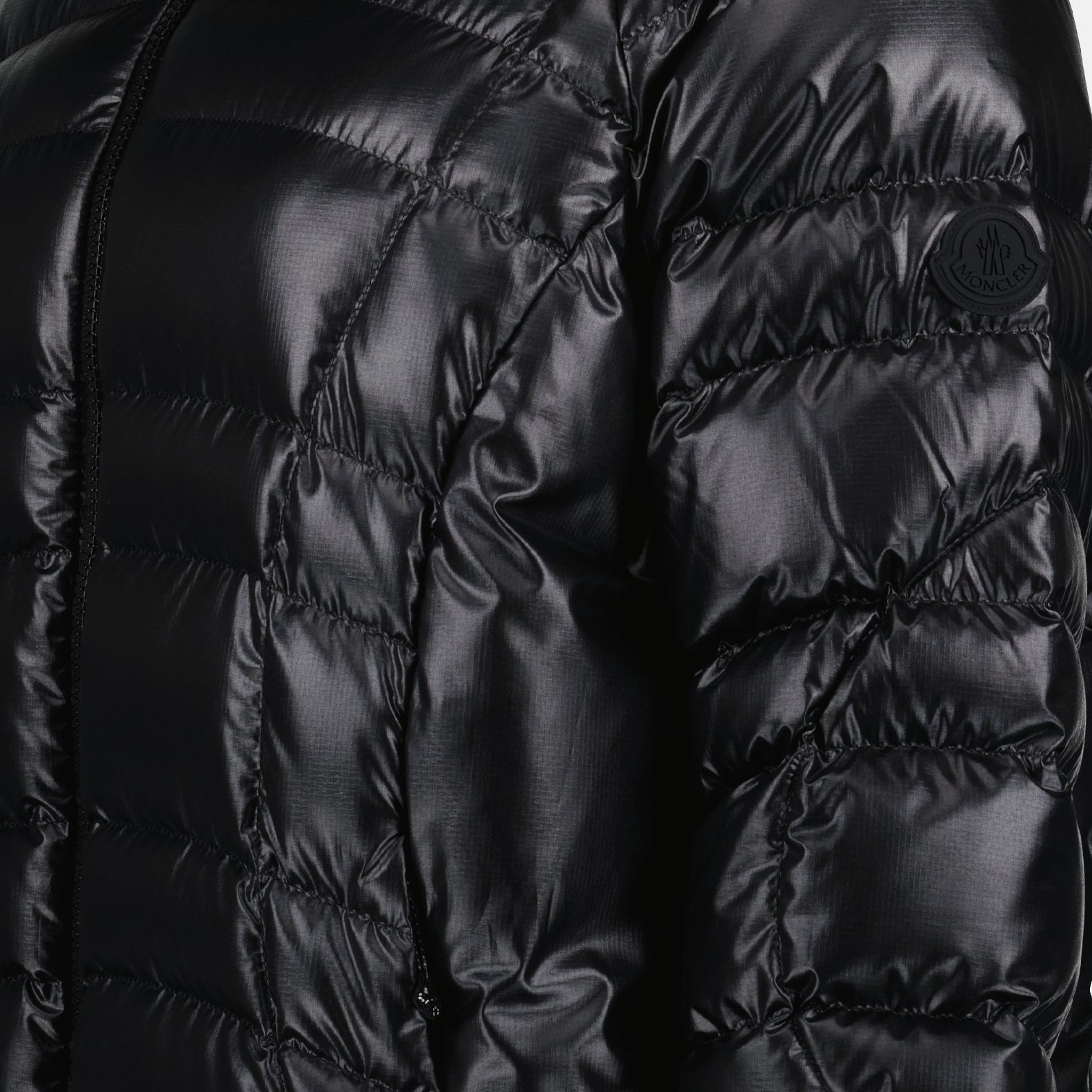 Moncler, Quilted Jacket, Women's Outerwear, Luxury Fashion, Narlay Jacket